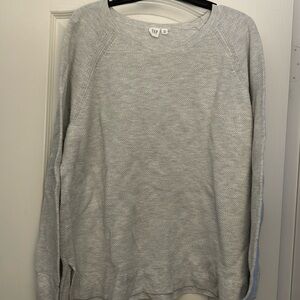 GAP sweater
